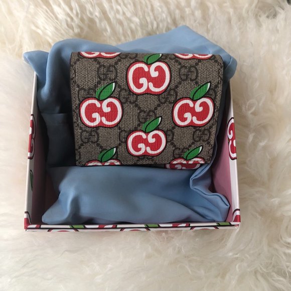 Gucci GG Supreme Canvas Apple French Wallet - Picture 6 of 6